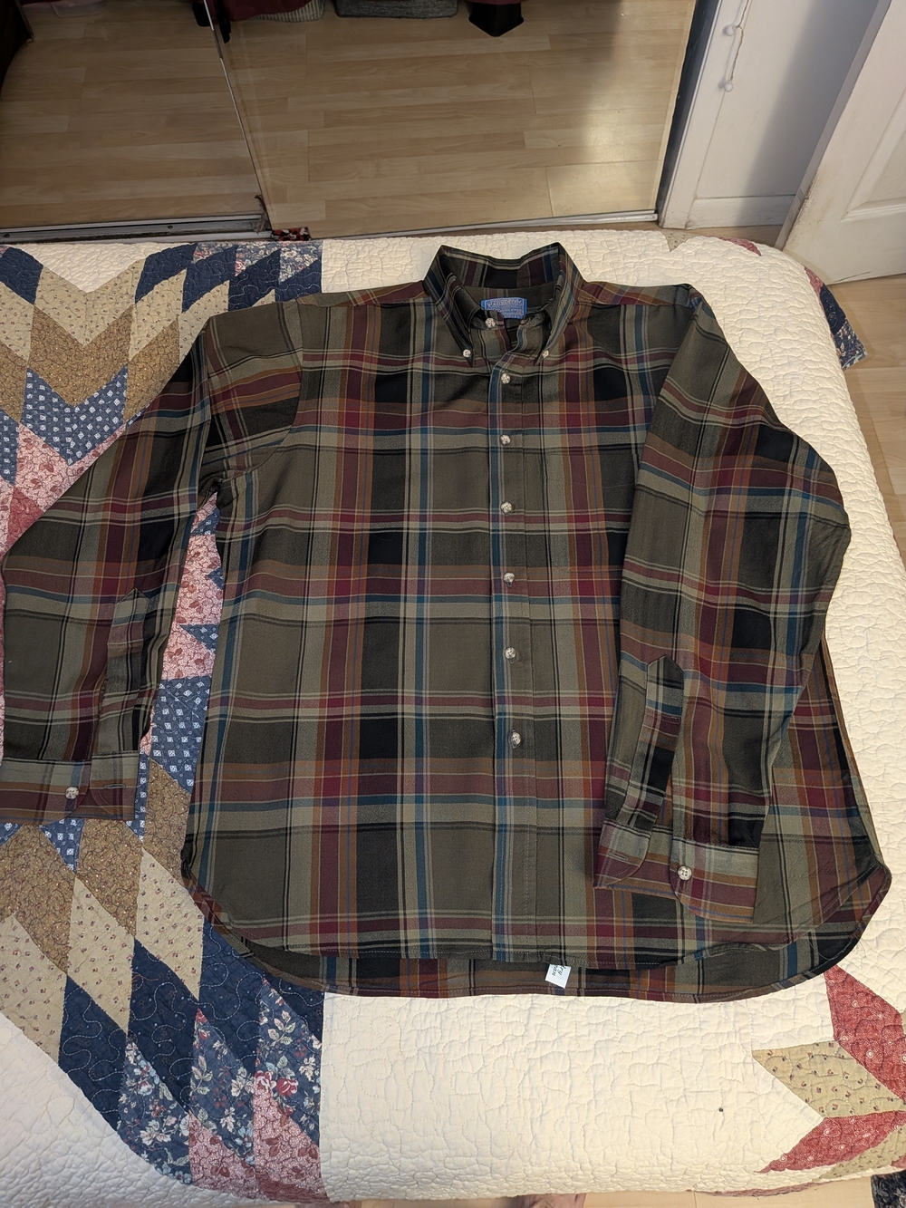 Pendleton Sir Pendleyon Line Multicolor Plaid Button-Down Wool shirt Men's XL - Picture 2 of 7